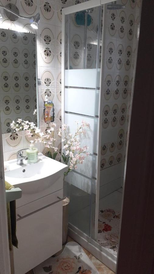 Room Alicante Bagian luar foto